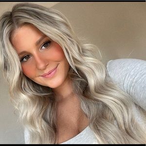 Meet your Posher, Leslie